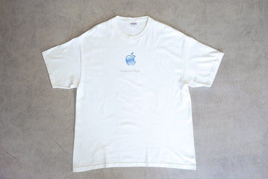 new〼 Apple Tシャツ