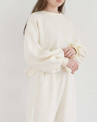 original-volume sleeve sweatshirt