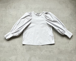 Paff sleeve blouse