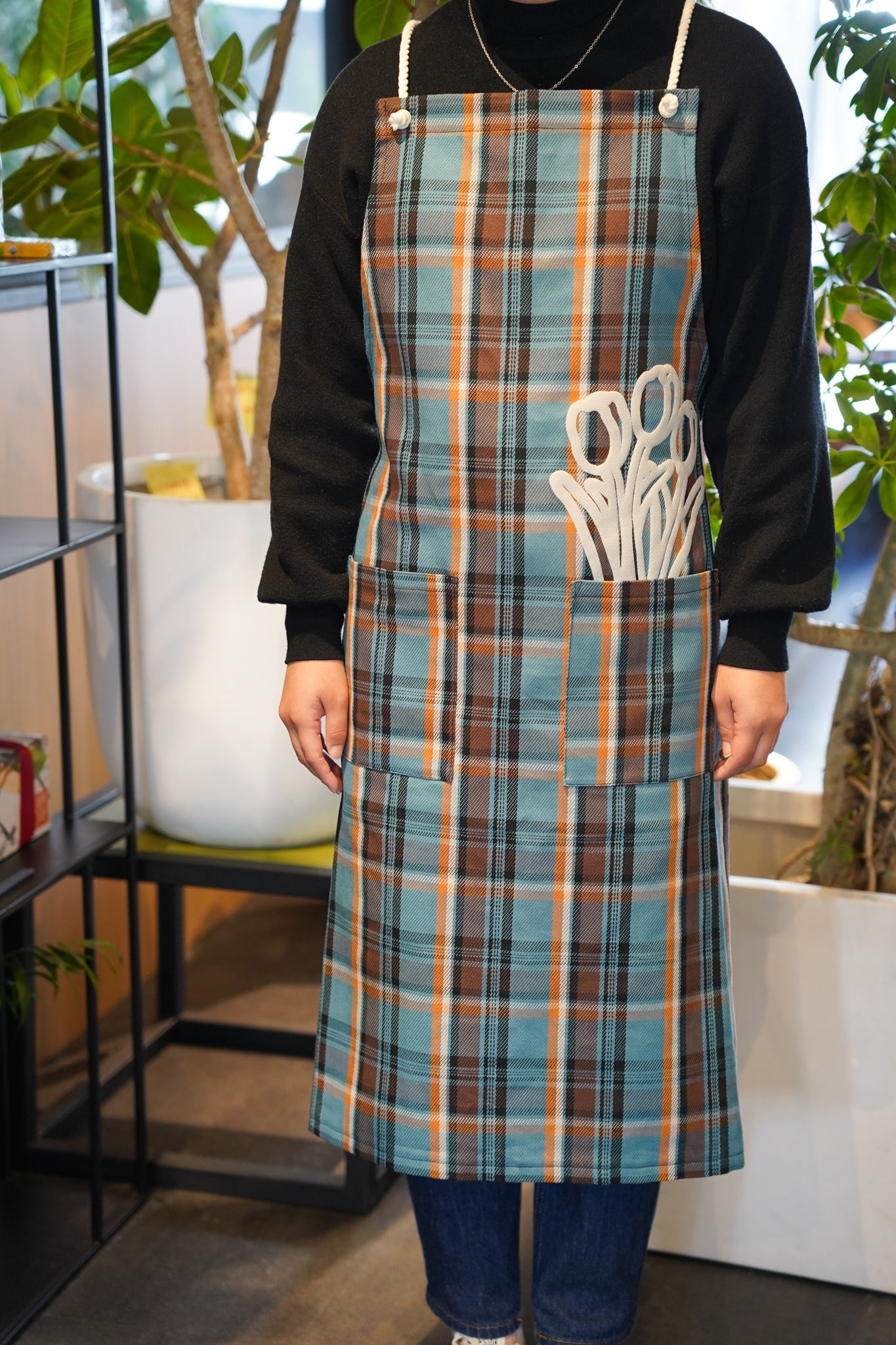 miyazaki×about her. Tulip apron – about her. online